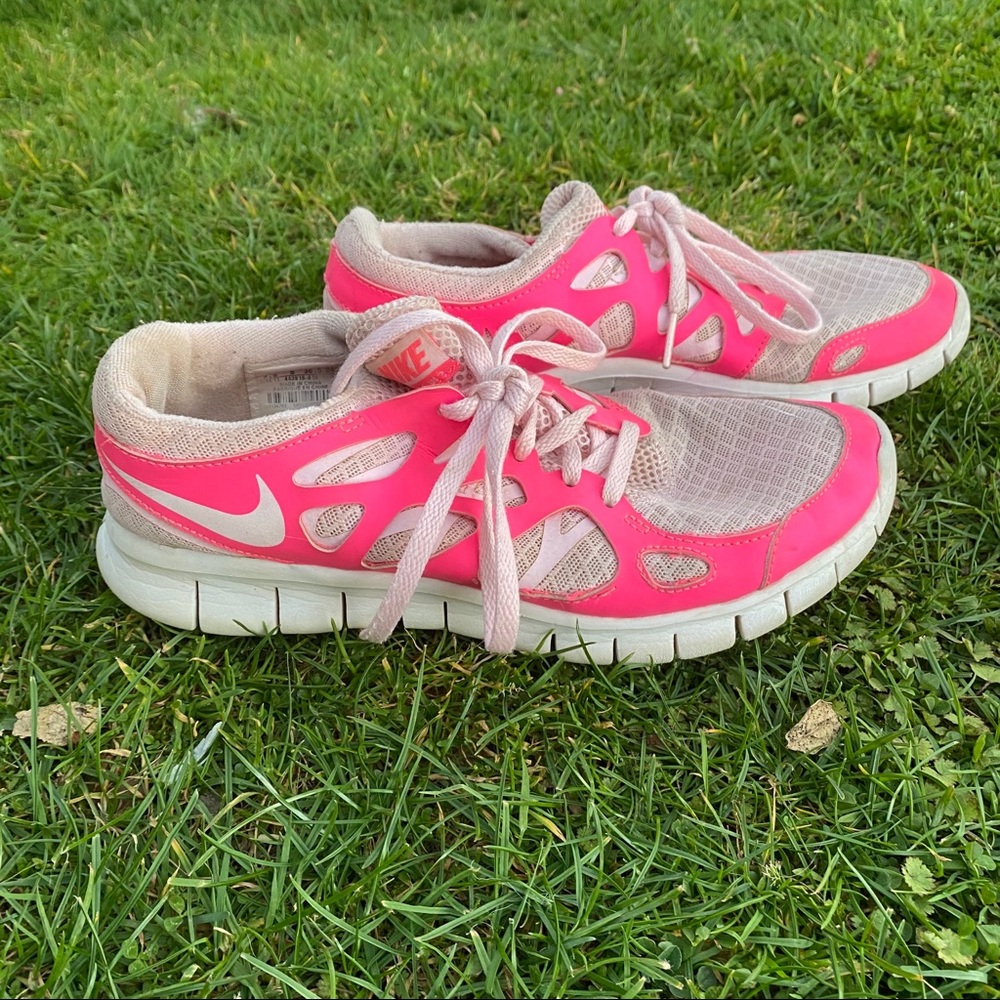 Nike free runs